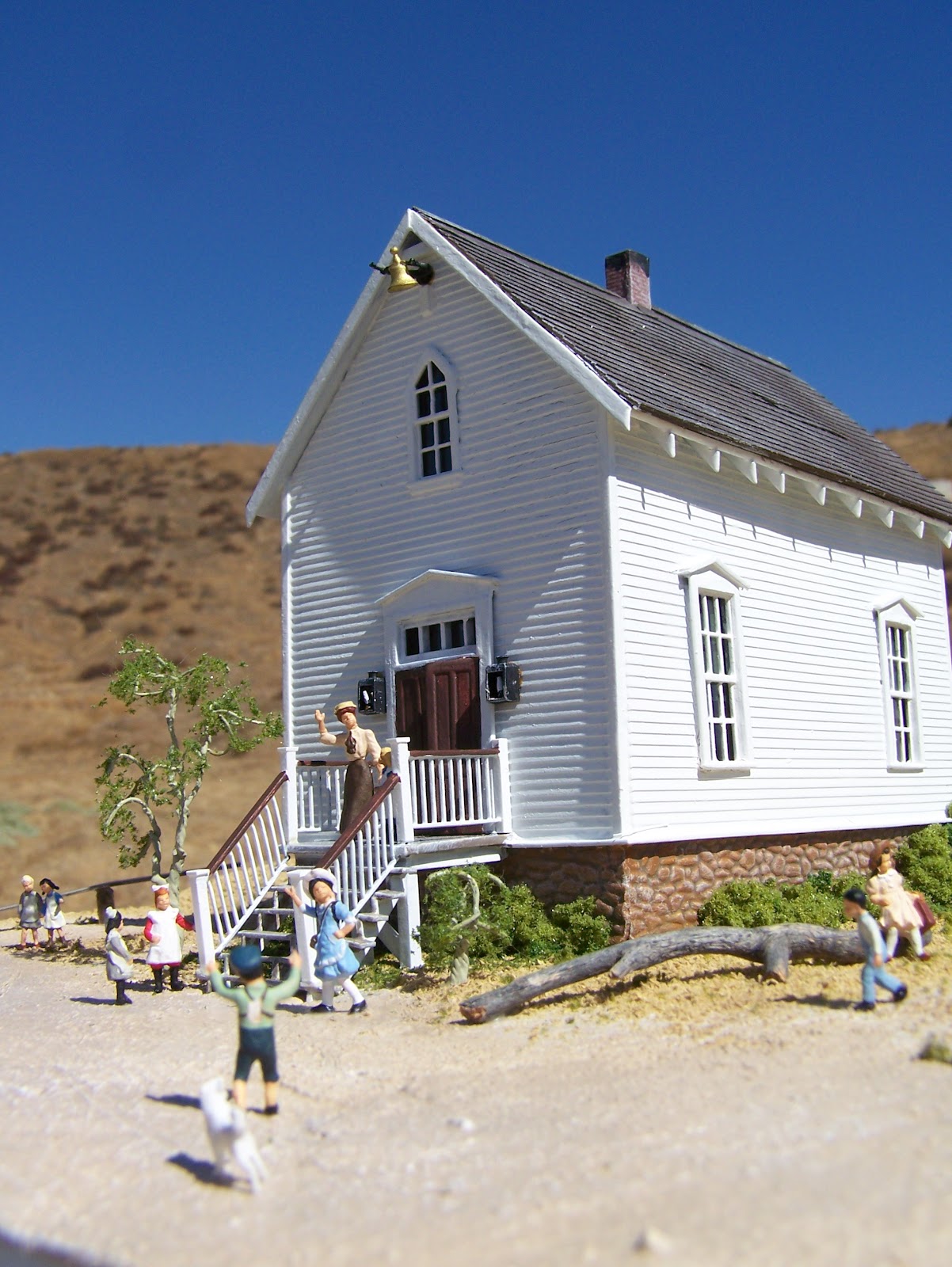WALNUT GROVE SCHOOL HOUSE MODEL from Little House on the Prairie TV series
